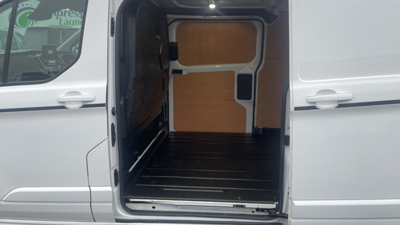 Ford Transit Custom 290 L2 Diesel Fwd 2.0 EcoBlue 185ps Low Roof Sport Van